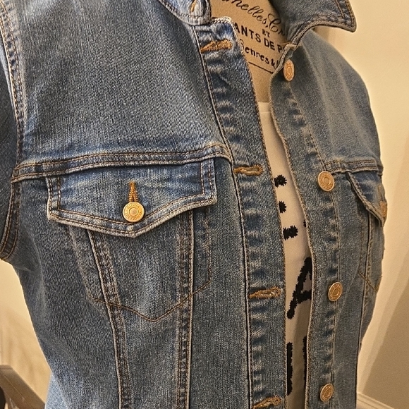 Classic Blue Denim Jacket - Picture 2 of 6